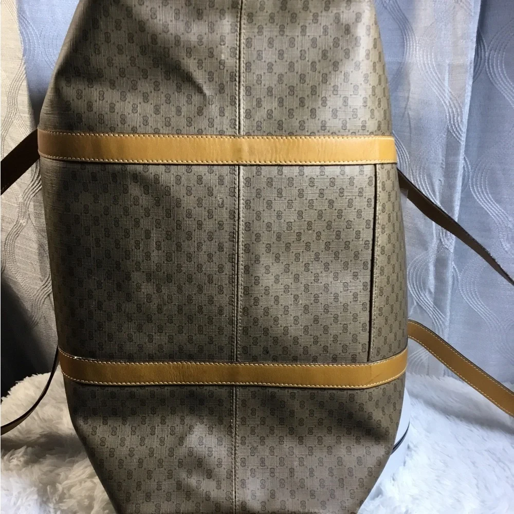 Gucci vintage micro